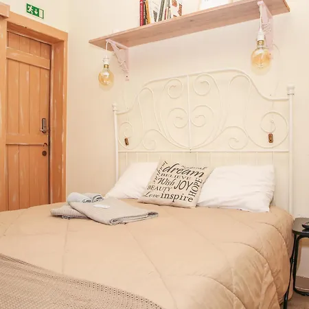 Quebra Costas Alojamento de Acomodação e Pequeno-almoço